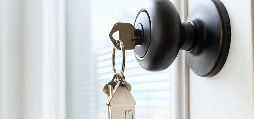 Bifold Door Knob Replacement in South El Monte, California